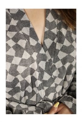 Aphrodithe Black Bathrobe