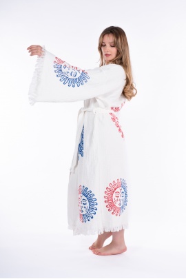 CHAPUTS Arinna White Wooden Printed Bathrobe
