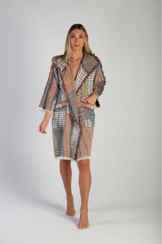 CHAPUTS Nerite Black & Red Bathrobe