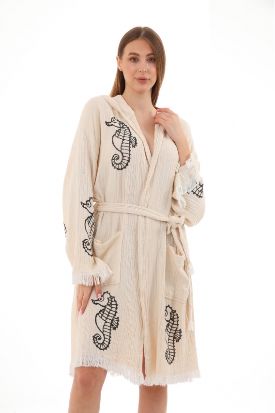 CHAPUTS Seahorse Wooden Stamp Black Bathrobe