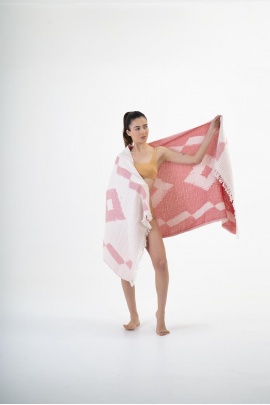 CHAPUTS Afrodisias Red Peshtemal