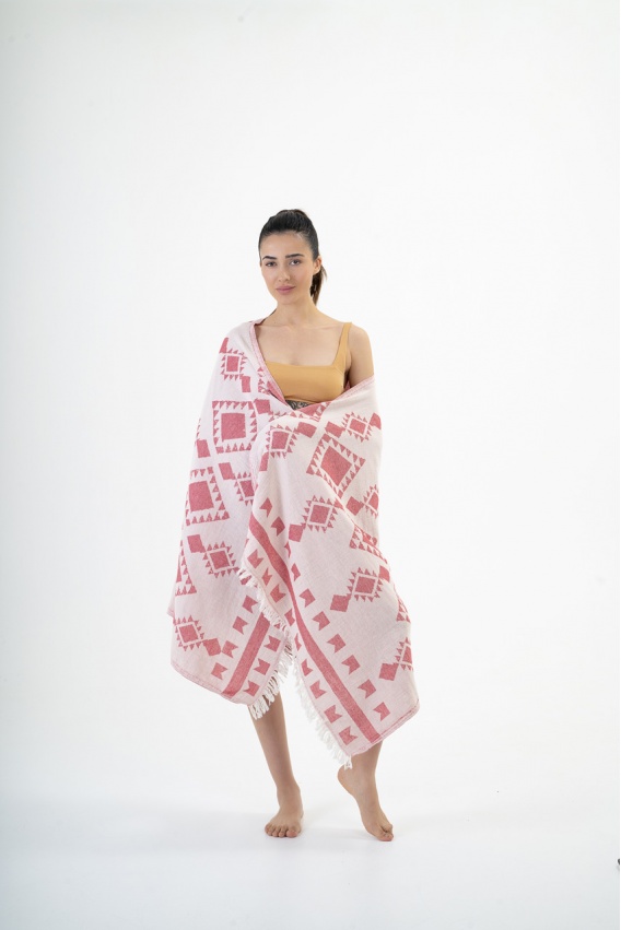 CHAPUTS Akalissus Red Peshtemal