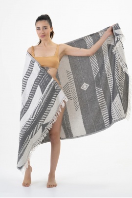 Laodikia Black Peshtemal