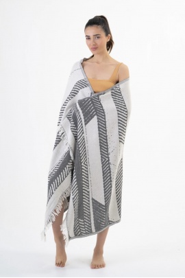 Laodikia Black Peshtemal