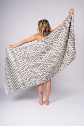 CHAPUTS Hermes Black Peshtemal 