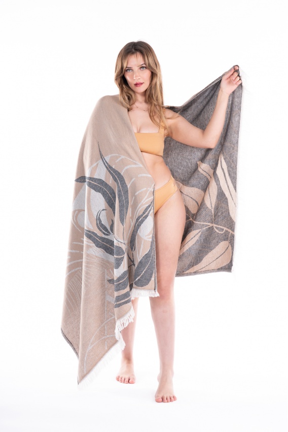 CHAPUTS Apameia Brown Peshtemal