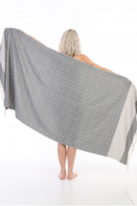 CHAPUTS Square Black Peshtemal