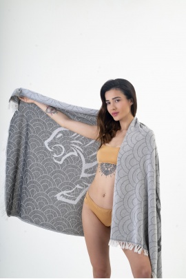 SAUDADE Tiger Black Peshtemal (Sustainable Cotton)