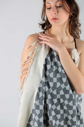 CHAPUTS Aphrodithe Black Peshtemal