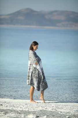 CHAPUTS Areola Black Peshtemal