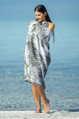 Areola Black Peshtemal