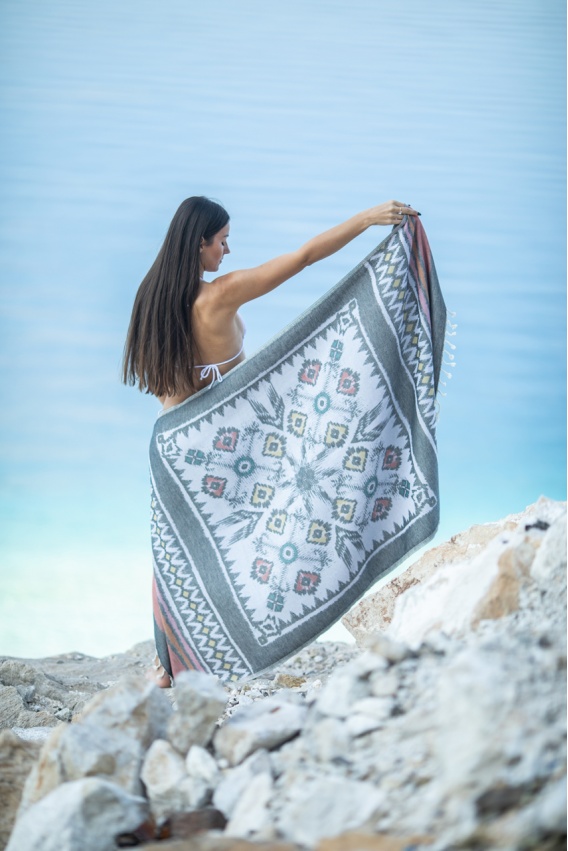 CHAPUTS Nassa Black Peshtemal