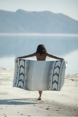 CHAPUTS Nesta Black Peshtemal CHAPUTS Nesta Black Peshtemal