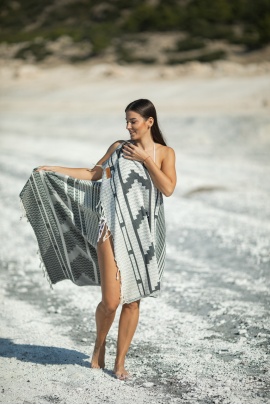 CHAPUTS Nesta Black Peshtemal CHAPUTS Nesta Black Peshtemal