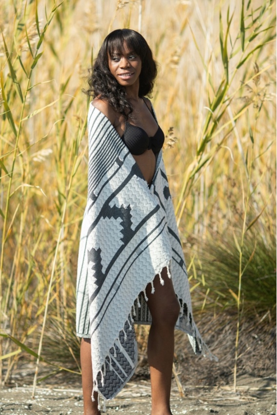 Nesta Black Peshtemal