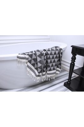 CHAPUTS Niobe Black Peshtemal