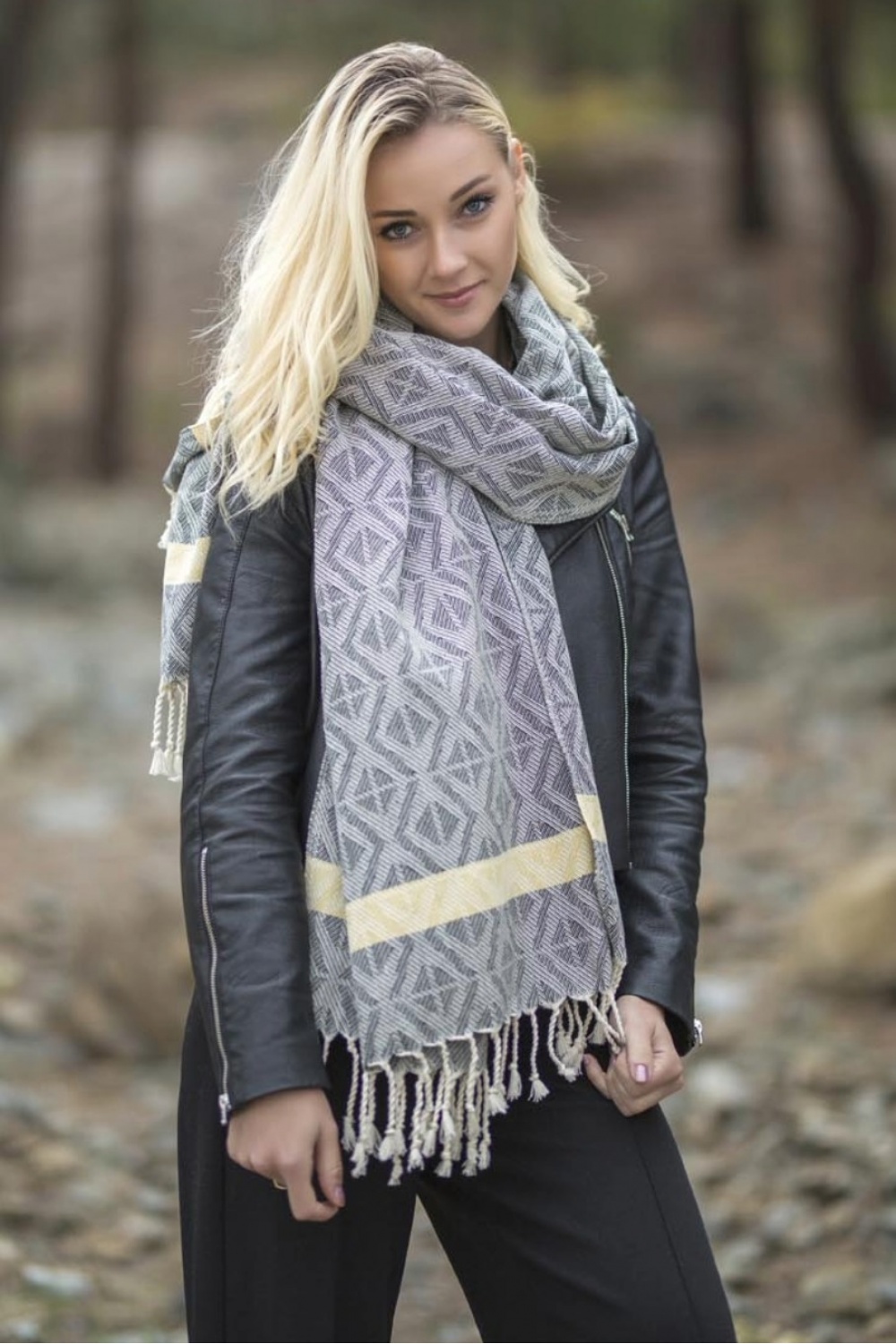 Pupa Black & Yellow Peshtemal