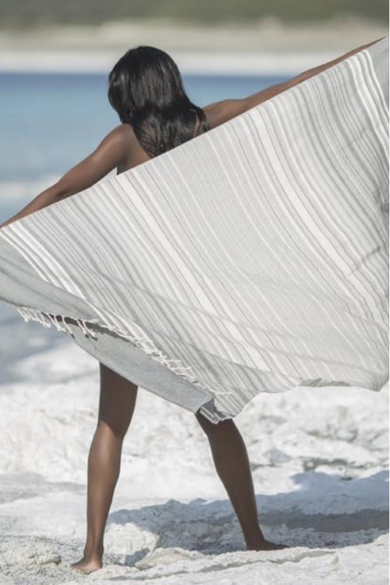 Tegula Black Peshtemal