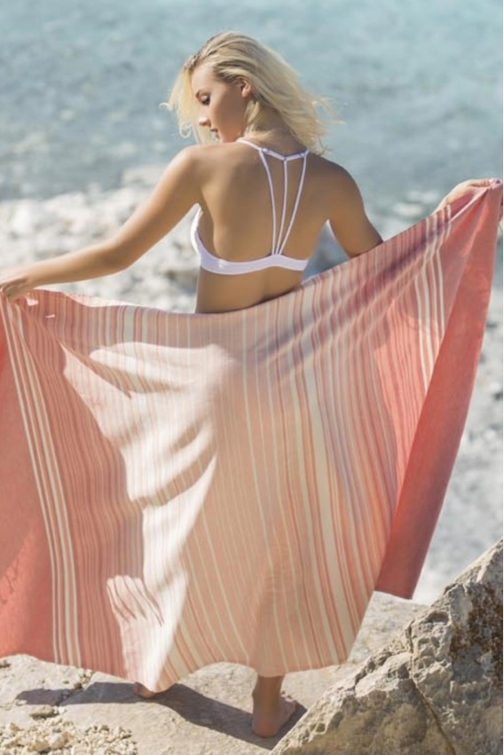 Tegula Red Peshtemal