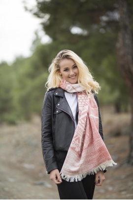 CHAPUTS Venusta Red Peshtemal CHAPUTS Venusta Red Peshtemal