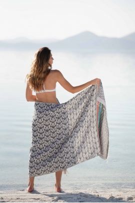 CHAPUTS Vitta Black Peshtemal