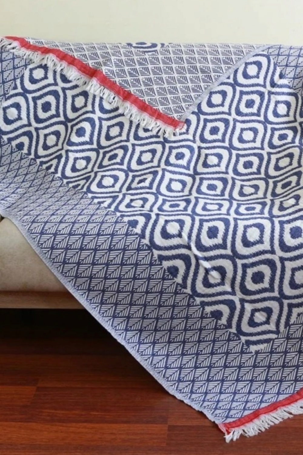 Drop Throw - Blue & Red