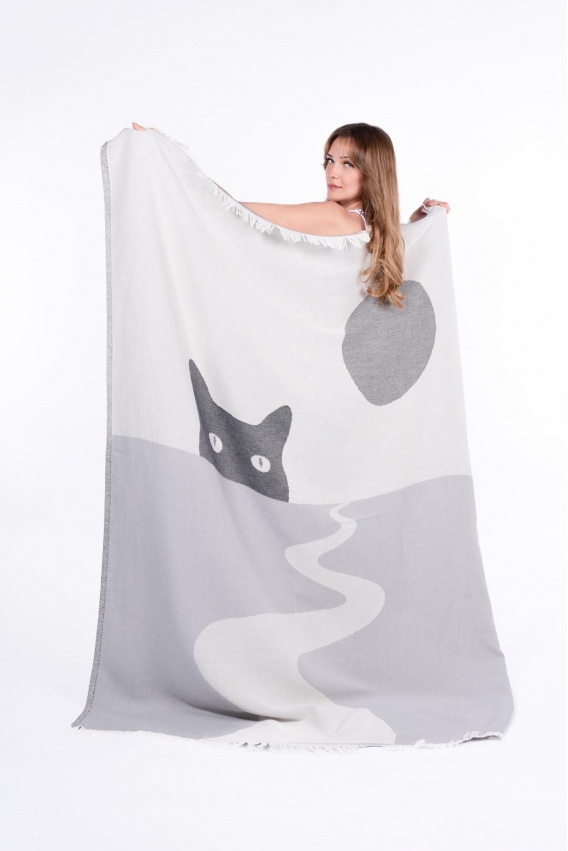 CHAPUTS Luna Throw - Grey & Black