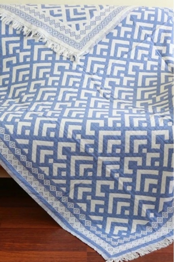 Zizu Blue Throw